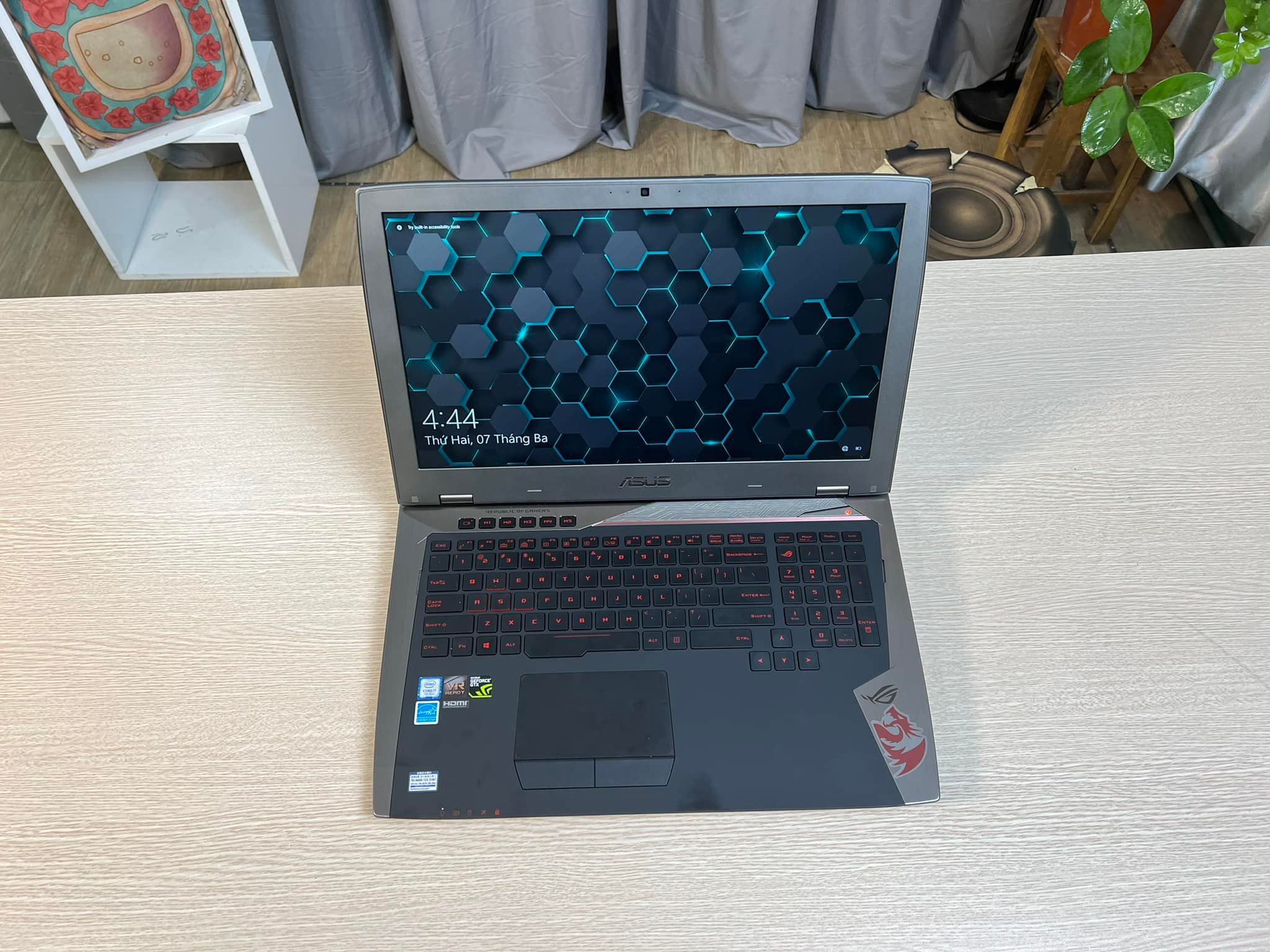 Laptop ROG Asus G701VIK.jpeg
